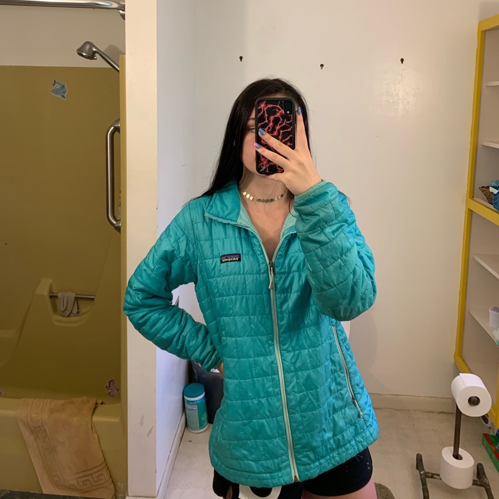 Patagonia Teal Micro Puff!!